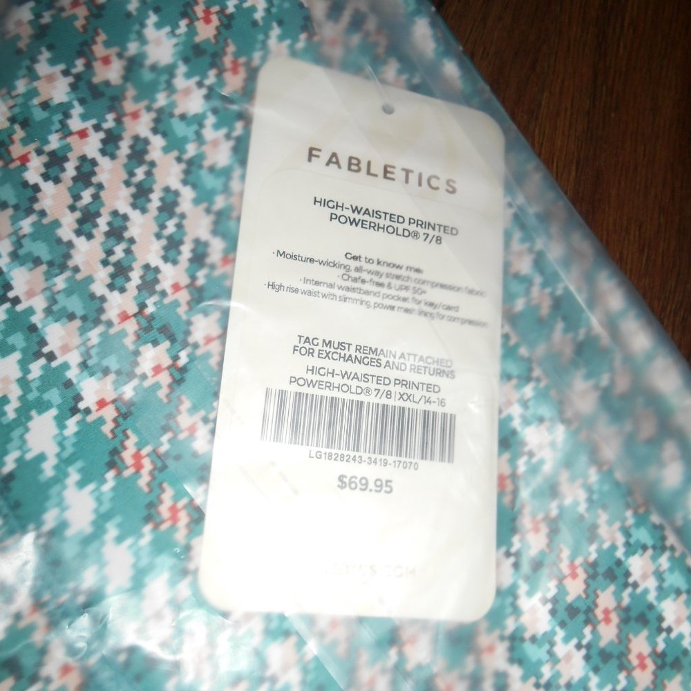 Fabletics Mint And Cream Houndstooth Leggings - image 6